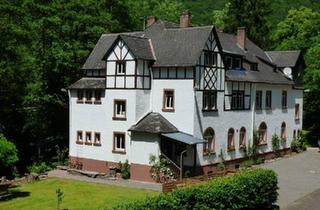 Villa kaufen in 56859 Bullay, Bullay - Wald Villa mit 7 Ferienwohnung und Evenlocation