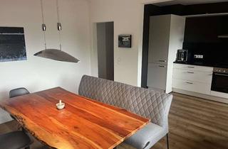 Wohnung kaufen in Kappelner Straße 16, 24106 Wik, Stilvolle, vollständig renovierte 3-Zimmer-Wohnung mit 2 Balkonen und EBK in Kiel