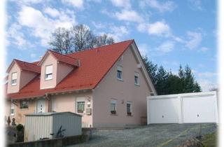 Wohnung kaufen in 96317 Kronach, Kronach - Komfort Eigentumswohnung DG Stadtteil KC Gehülz