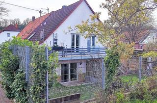 Haus kaufen in Hunsrückstraße 60, 55595 Hargesheim, Selbst einziehen in die Gartenwohnung! EFH mit Wohnhauserweiterung, 3WE mit getrennten Sommergärten