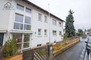 Mehrfamilienhaus kaufen in 90765 Stadeln / Herboldshof / Mannhof, Großzügiges Mehrfamilienhausmit 3 Wohneinheiten