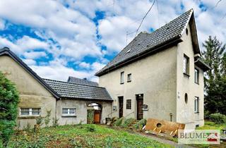 Haus kaufen in 44579 Castrop-Rauxel, Sanierungsbedürftiger Altbaucharme: Zweifamilienhaus mit Potential in Habinghorst!