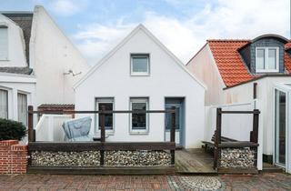 Haus kaufen in 26548 Norderney, Kapitänshaus in historischer Straße!