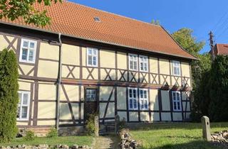 Mehrfamilienhaus kaufen in Kantorberg 56, 39356 Walbeck, Gepflegtes Mehrfamilienhaus. Eine gute Wertanlage in Stadtnähe zum attraktiven Preis.