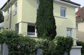 Haus kaufen in 70469 Feuerbach, Stadthaus, 7 Zimmer, frei, renoviert, am Höhenpark Killesberg