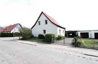 Einfamilienhaus kaufen in Am Lindenbad 17, 17309 Pasewalk, TOP ANGEBOT - EINFAMILIENHAUS MIT ZIERGARTEN - GARAGE - MIT POTENZIAL