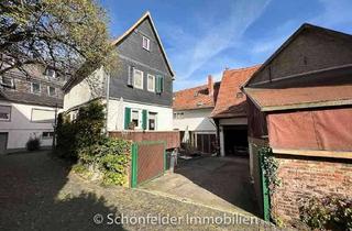 Haus kaufen in 61440 Oberursel, Provisionsfreies Altstadthaus-Ensemble mit 2 Häusern, Scheune und idyllischem Innenhof