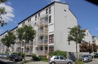 Wohnung kaufen in 68309 Mannheim, Mannheim - Gepflegte 2-Zimmer Wohnung mit Balkon, EBK und Stellplatz