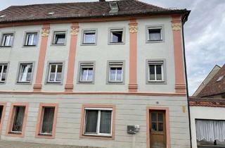 Haus kaufen in 91792 Ellingen, Saniertes Dreifamilienhaus im Ortskern von Ellingen !