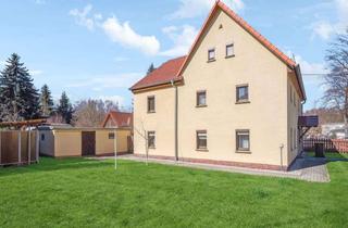 Haus kaufen in 08396 Waldenburg, Freistehendes Ein- oder Zweifamilienhaus mit Potenzial in Waldenburg