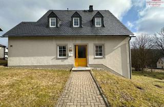 Haus kaufen in 09496 Marienberg, Ländliches Anwesen in Marienberg: Kombination aus Wohn- und Geschäftshaus im Dreiseitenhof