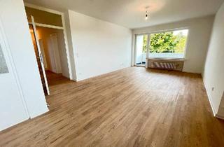 Wohnung kaufen in 92637 Weiden in der Oberpfalz, Weiden in der Oberpfalz - Renovierte 4 Zimmer Wohnung mit Balkon Weiden Zentrum
