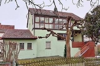 Haus kaufen in 71384 Weinstadt, Weinstadt - Generationenhaus mit Einliegerwohnung und Garage