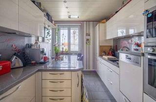 Wohnung kaufen in 01796 Pirna, Herrliche, altersgerechte 2-Zi.-Eigentumswohnung zu verkaufen - Luxuriöse EBK - modernes Bad uvm.