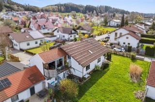 Haus kaufen in 87787 Wolfertschwenden, ALLGÄU: Zweifamilienhaus mit großem Grundstück in Wolfertschwenden - sofort bezugsbereit
