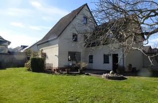 Einfamilienhaus kaufen in 53332 Bornheim, freistehendes Einfamilienhaus auf großem Grundstück in Bornheim