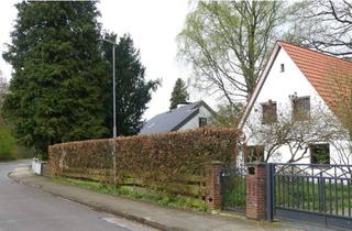Grundstück zu kaufen in 22926 Ahrensburg, An der Grenze zu Hamburg / Siedlung Hagen- Schönes Grundstück mit 1.463m² zu verkaufen!