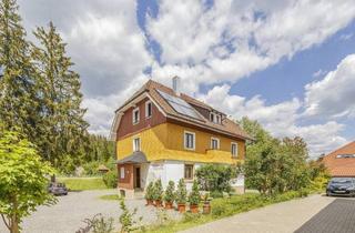 Haus kaufen in 79822 Titisee Neustadt, Titisee Neustadt - Gästehaus & Retro-Oase mit 7 Appartements zentral in Titisee (Hochschwarzwald) Provisionsfrei