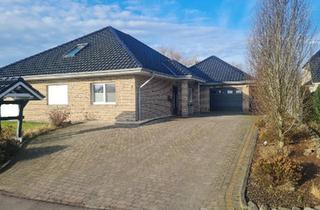 Haus kaufen in 26871 Papenburg, Papenburg - Moderner Walmdachbungalow mit Garage und Carport #provisionsfrei#