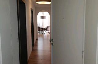 Wohnung kaufen in 87719 Mindelheim, Mindelheim - Renovierte 3-4 Zimmer Wohnung inkl. neuer Küche