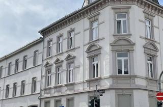 Wohnung kaufen in 63071 Stadtmitte, 2-Zimmer Altbauwohnung in umfassend sanierter Liegenschaft Nähe Wilhelmsplatz