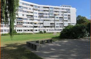 Wohnung mieten in Claussenstraße 10, 27570 Geestemünde, Zweiraumwohnung mit Einbauküche, Fahrstuhl und zwei Balkonen