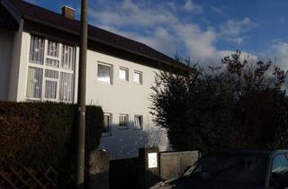 Mehrfamilienhaus kaufen in 90556 Cadolzburg, Einziehen und wohlfühlen mit Blick ins Grüne