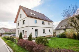 Haus kaufen in 32825 Blomberg, Komplett renoviertes großzügiges Ein-/Zweifamilienhaus in ruhiger Lage von Blomberg