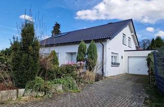 Einfamilienhaus kaufen in 52441 Linnich, "Großzügiges Wohnen mit Ausbaupotential!" Freistehendes Einfamilienhaus in ruhiger Lage
