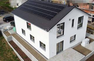 Haus mieten in 75056 Sulzfeld, **ERSTBEZUG! Neubau Doppelhaushälfte mit Terrasse und Großraum-Garage**