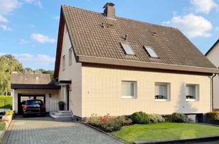 Haus kaufen in 53797 Lohmar, Lohmar - Freistehend + bezugsfrei: echtes 2-Fam.haus in ruhiger Lage Lohmar-Wahlscheid!