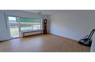 Wohnung kaufen in 55743 Idar-Oberstein, Idar-Oberstein - Erdgeschosswohnung 3ZKB mit Balkon und Garage