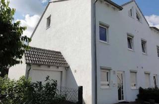 Doppelhaushälfte kaufen in 67661 Kaiserslautern, Kaiserslautern - Ruhig gelegene Teil-Sanierte Doppelhaushälfte mit fünf Zimmern in