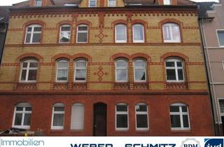 Wohnung kaufen in Hülshoffstraße, 44649 Wanne, Sanierungsbedürftige Etagenwohnung mit Potenzial: Historischer Charme zum Gestalten!