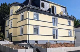 Wohnung kaufen in 66424 Homburg, 66424 Hbg.-Sanddorf - 4 ZKB - modernes Wohnen in Altbauvilla - Provisionsfrei