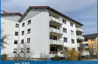 Wohnung kaufen in 86807 Buchloe, FÜR RENOVIERER: GROSSZÜGIGE 3-ZIMMER-WOHNUNG IN GEDÄMMTEM GEBÄUDE