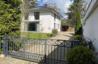 Villa kaufen in 22393 Sasel, HH-SASEL: Stadtvilla mit Vollkeller - neuwertig, in sehr ruhiger, bevorzugter Lage