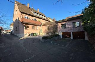 Haus kaufen in 70439 Stammheim, MFH, *LEERSTAND*, 9x1-Zi.-Whgen. möglich, aufgeteilt, Garagen, Stellplätze, Balkone, DG Baugesuch
