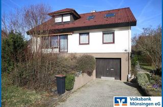 Einfamilienhaus kaufen in 72574 Bad Urach, Sonniges Einfamilienhaus mit 2 Garagen, Ausbaupotenzial und ruhiger Lage in Hengen!