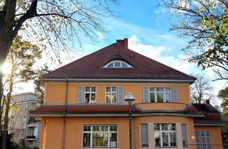 Villa kaufen in Württembergallee 31, 14052 Charlottenburg (Charlottenburg), SANIERUNGSBEREITE VILLA MIT CHARME AUF GROSSZÜGIGEM GRUNDSTÜCK IM WESTEND