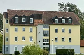 Anlageobjekt in Am Eichelberg 1a, 01458 Ottendorf-Okrilla, Vermietete 3-Raum-Wohnung mit Balkon und Stellplatz zu verkaufen