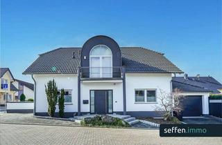 Haus kaufen in 56637 Plaidt, *WOHNTRAUM* Hochwertiges Architektenhaus mit ELW, Garage, Pool, großer Terrasse & Wellness-Spa!