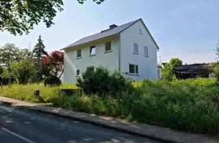 Haus kaufen in 34385 Bad Karlshafen, Bad Karlshafen - Bad Karlshafen - Aus zwei mach eins? Zwei Häuser auf einem Grundstück - mit Verbindungsmöglichkeit