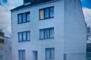 Wohnung kaufen in 41063 Mönchengladbach, Mönchengladbach - 2 ZKD, Wannenbad mit Balkon zu verkaufen