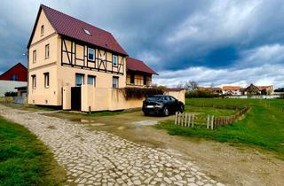 Einfamilienhaus kaufen in 06484 Quedlinburg, Einfamilienhaus mit Scheune auf abgeschlossenem Hofgrundstück und Garten!