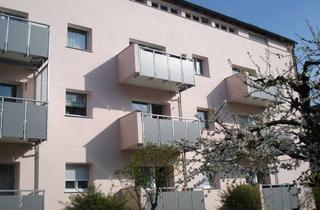 Wohnung kaufen in Beethovenstr. 37, 71640 Ludwigsburg, Gepflegte 2-Zimmer-Wohnung mit Einbauküche in Ludwigsburg