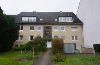 Wohnung kaufen in Pinneberger Chaussee 37, 22523 Eidelstedt, Courtagefrei, 2,5-Zimmer-Dachgeschosswohnung mit Carport in Eidelstedt