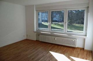 Wohnung mieten in 29223 Celle, Vollständig renovierte Hochparterre-Wohnung mit dreieinhalb Zimmern und Balkon in Celle
