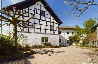 Haus kaufen in Maubacher Straße 21, 52393 Hürtgenwald, Charmanter Hof mit vielen Nutzungsmöglichkeiten in Straß