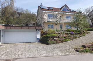 Haus kaufen in 78089 Unterkirnach, Attraktives Haus in Toplage von Unterkirnach, schöne Aussicht, EEK B, maklerfrei